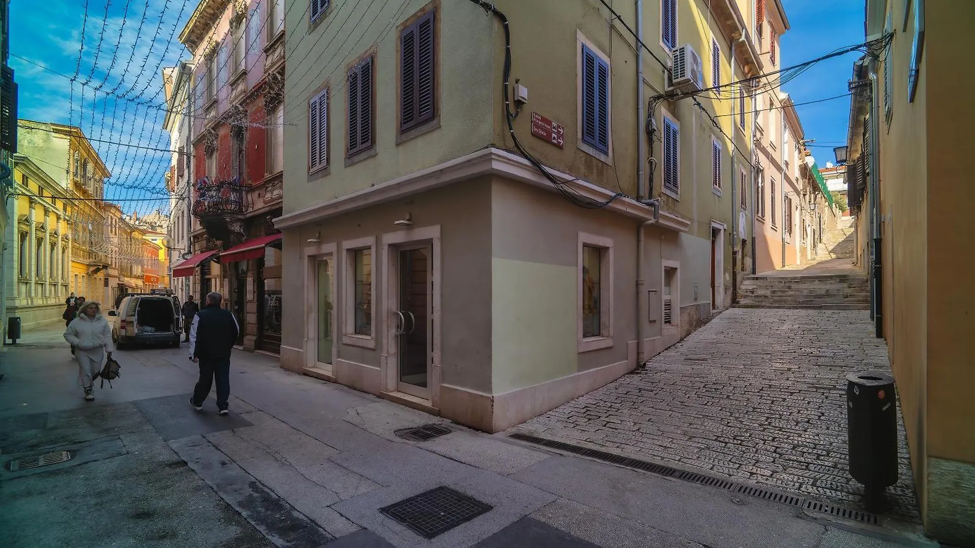 Arta Apartments City Center - With Private Parking Pula