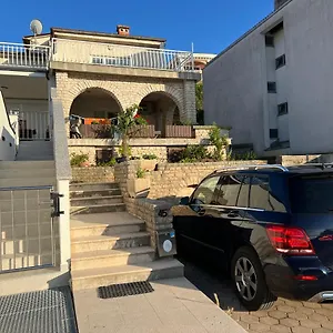 Apartment By The Sea 1, Pula