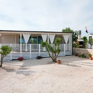 Camp San Antonio , Weißenburg Kroatien