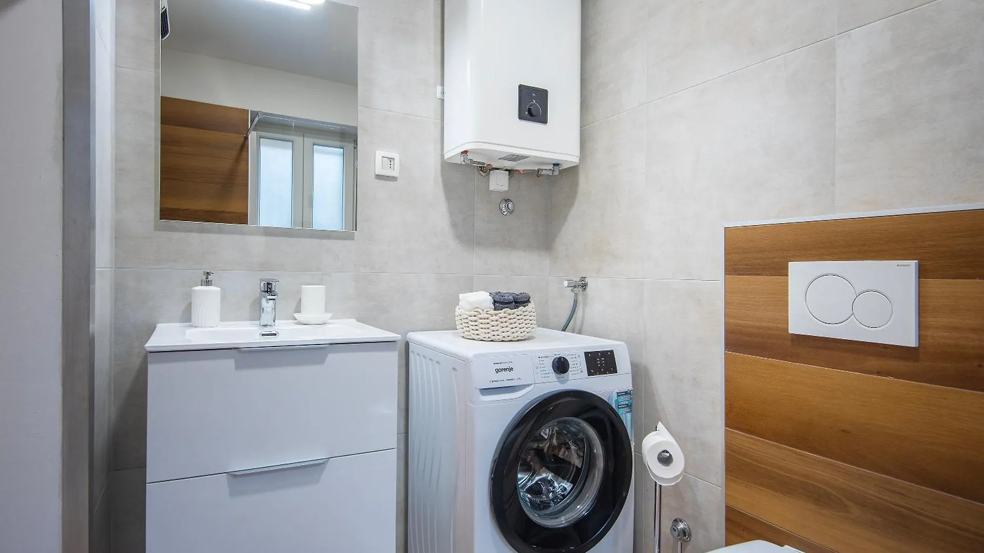 Arta Apartments City Center - With Private Parking Pula Croatia